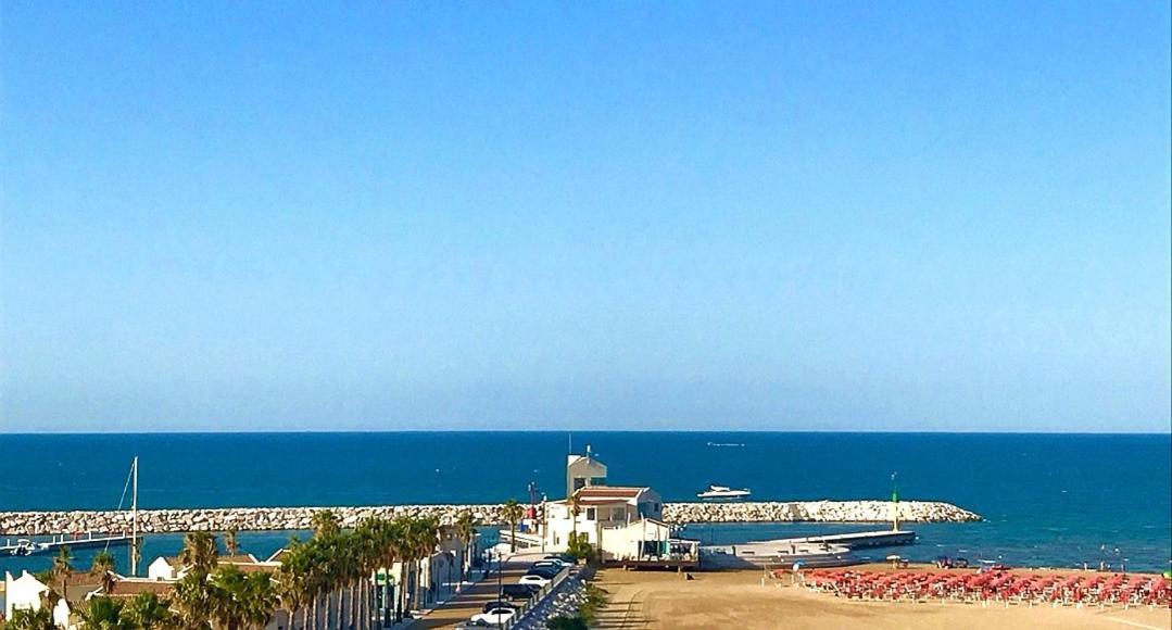 Hotel Borgo Marina Rodi Garganico Dış mekan fotoğraf