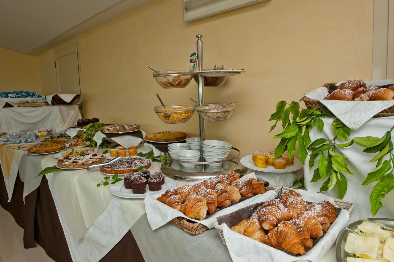 Hotel Borgo Marina Rodi Garganico Dış mekan fotoğraf