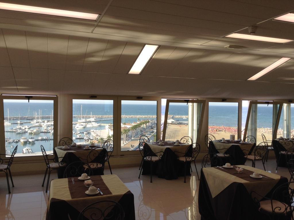 Hotel Borgo Marina Rodi Garganico Dış mekan fotoğraf