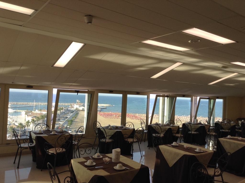 Hotel Borgo Marina Rodi Garganico Dış mekan fotoğraf