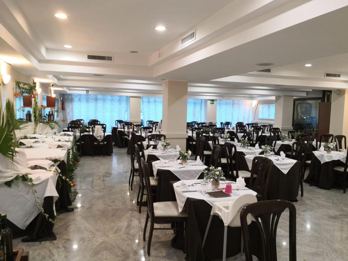Hotel Borgo Marina Rodi Garganico Dış mekan fotoğraf